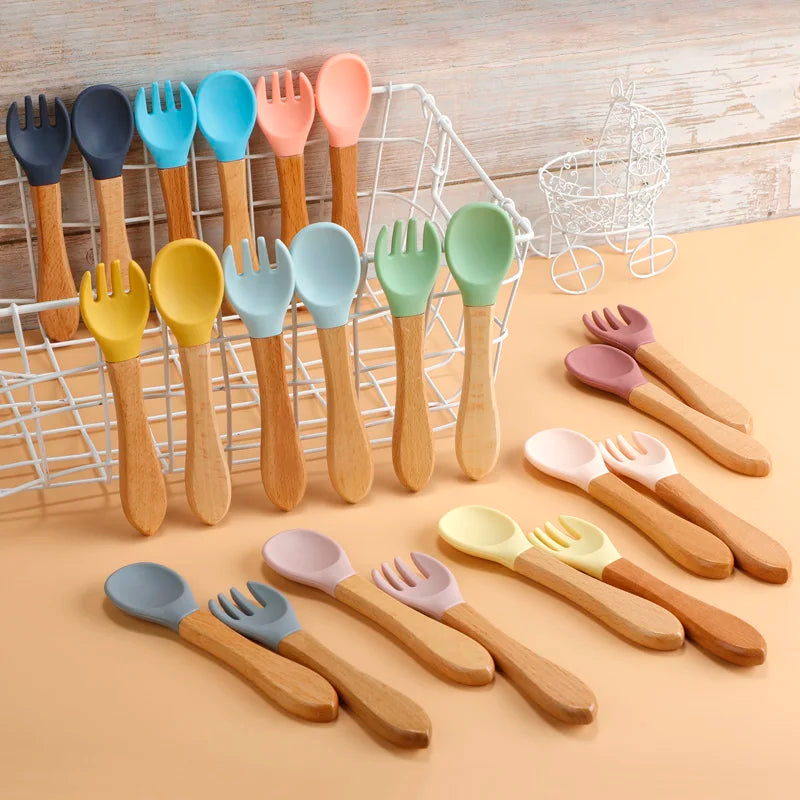 2pcs/set Tableware Baby Spoon Fork Set Children's Silicone Wooden Feeding Training Baby Dinnerware Cutlery Baby Feeding Supplies